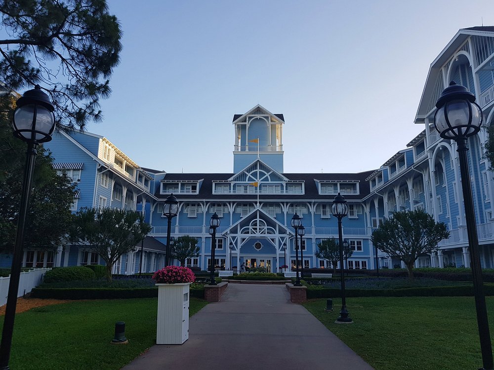 Buy DVC Points Directly from a Member: How It Works